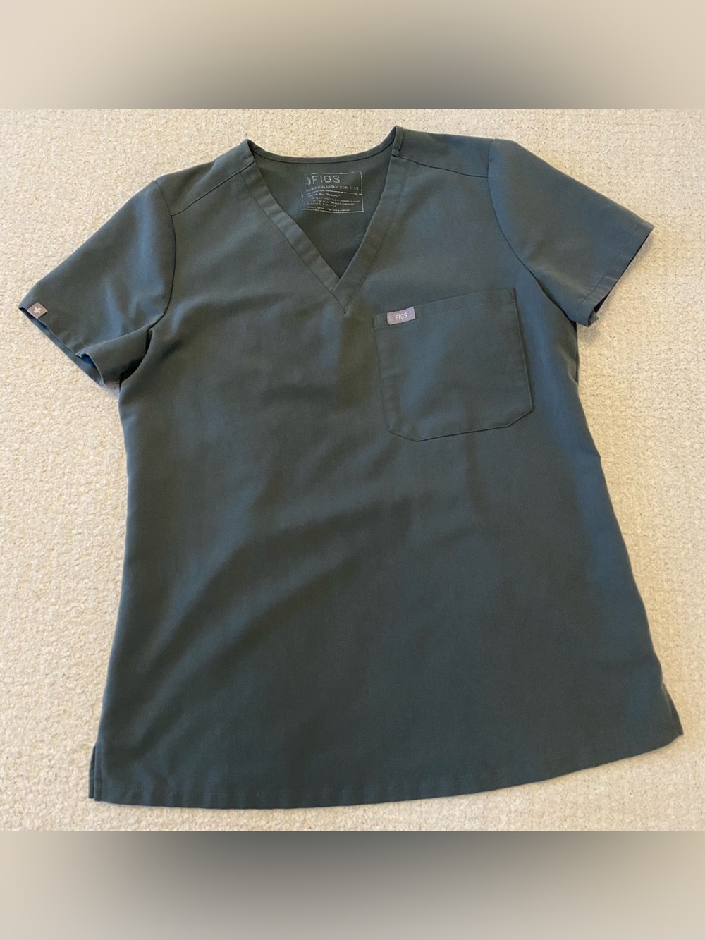 Figs Women's Catarina One-Pocket Technical Collection Scrub Top Gray Size XS